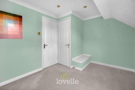 2 bedroom Semi-detached house for sale in Foxglove Gardens, Grimsby, DN34