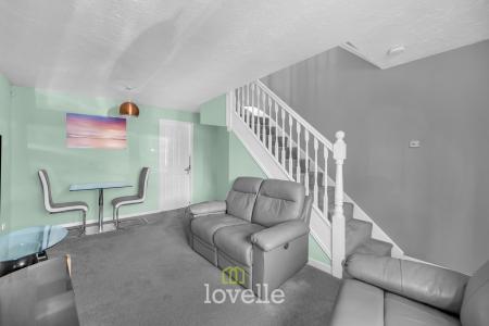 2 bedroom Semi-detached house for sale in Foxglove Gardens, Grimsby, DN34