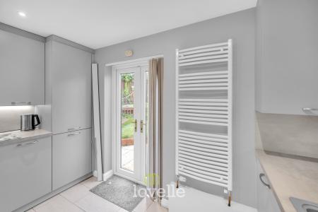 2 bedroom Semi-detached house for sale in Foxglove Gardens, Grimsby, DN34
