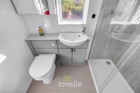 2 bedroom Semi-detached house for sale in Foxglove Gardens, Grimsby, DN34