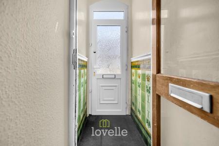 3 bedroom Terraced House for sale in Torrington Street, Grimsby, DN32