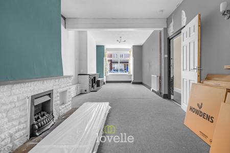 3 bedroom Terraced House for sale in Torrington Street, Grimsby, DN32