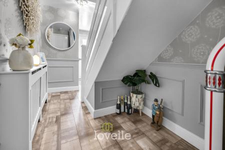 4 bedroom Detached house for sale in Chadwell Springs, Waltham, DN37