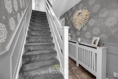 4 bedroom Detached house for sale in Chadwell Springs, Waltham, DN37