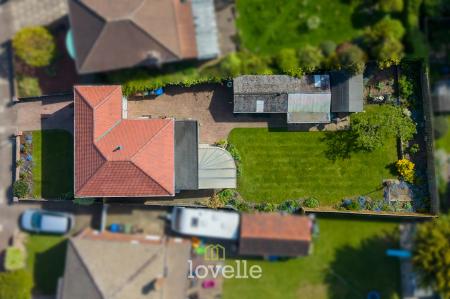 3 bedroom Detached house for sale in The Cresta, Grimsby, DN34