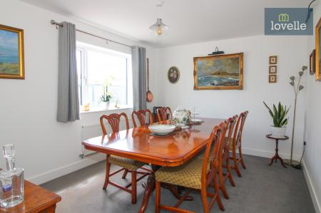 4 bedroom Detached house for sale in Middlesykes Lane, Grimoldby, LN11