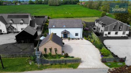 4 bedroom Detached house for sale in Middlesykes Lane, Grimoldby, LN11