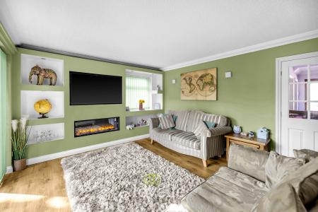 5 bedroom Detached house for sale in Woodrow Park, Scartho, Grimsby, DN33