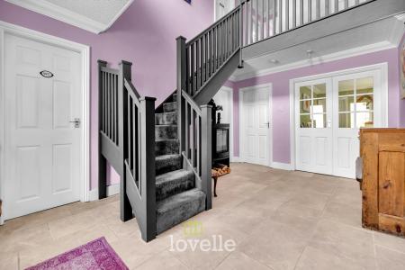 5 bedroom Detached house for sale in Woodrow Park, Scartho, Grimsby, DN33