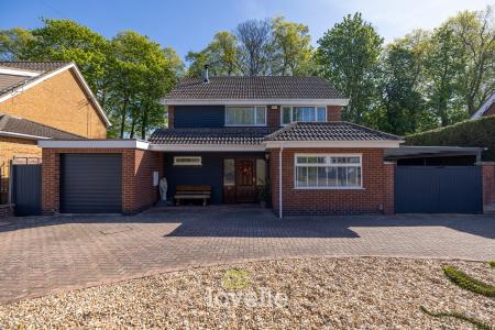5 bedroom Detached house for sale in Woodrow Park, Scartho, Grimsby, DN33