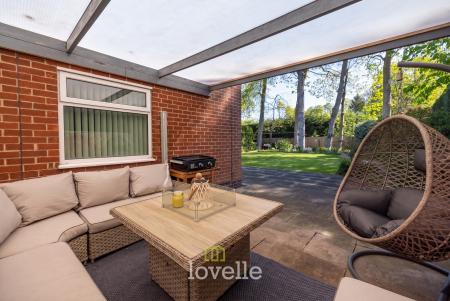 5 bedroom Detached house for sale in Woodrow Park, Scartho, Grimsby, DN33