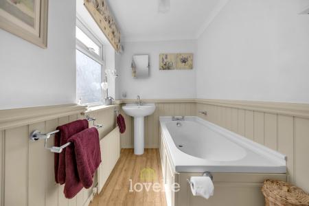 2 bedroom Cottage for sale in Cottagers Plot, Laceby, DN37