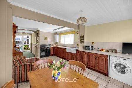 2 bedroom Cottage for sale in Cottagers Plot, Laceby, DN37