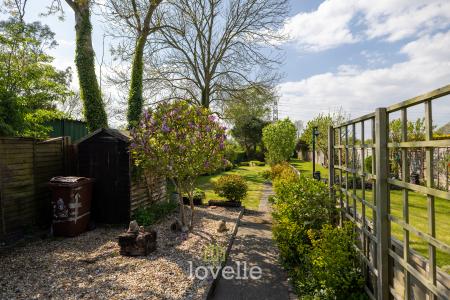 2 bedroom Cottage for sale in Cottagers Plot, Laceby, DN37