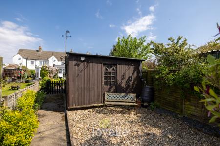 2 bedroom Cottage for sale in Cottagers Plot, Laceby, DN37