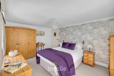 2 bedroom Cottage for sale in Cottagers Plot, Laceby, DN37