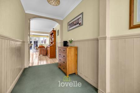 2 bedroom Cottage for sale in Cottagers Plot, Laceby, DN37