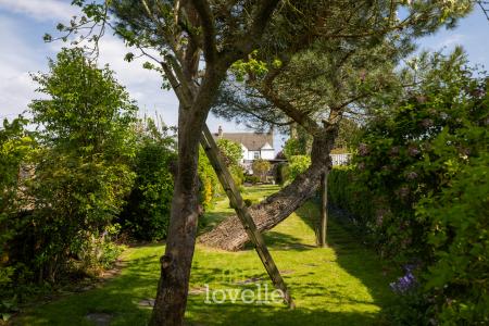 2 bedroom Cottage for sale in Cottagers Plot, Laceby, DN37