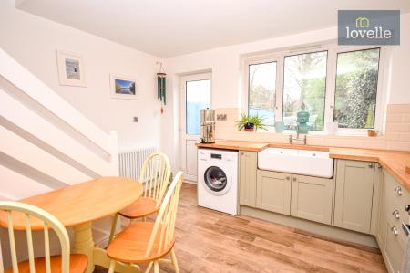 2 bedroom Terraced House for sale in Commercial Road, Louth, LN11