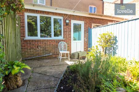 2 bedroom Terraced House for sale in Commercial Road, Louth, LN11