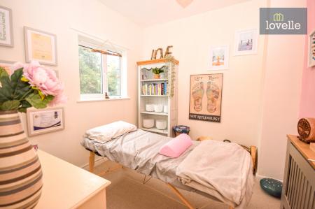 2 bedroom Terraced House for sale in Commercial Road, Louth, LN11