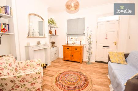 2 bedroom Terraced House for sale in Commercial Road, Louth, LN11