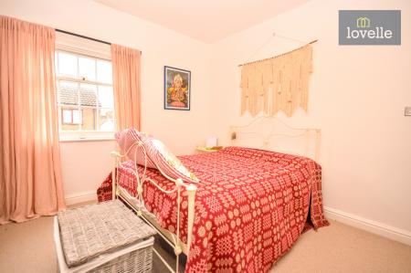 2 bedroom Terraced House for sale in Commercial Road, Louth, LN11