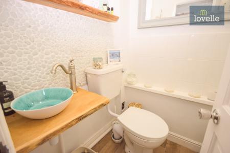 2 bedroom Terraced House for sale in Commercial Road, Louth, LN11