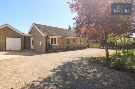 3 bedroom Detached bungalow for sale in Main Street, Gayton Le Marsh, LN13