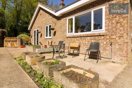 3 bedroom Detached bungalow for sale in Main Street, Gayton Le Marsh, LN13