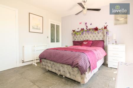 3 bedroom Detached bungalow for sale in Main Street, Gayton Le Marsh, LN13