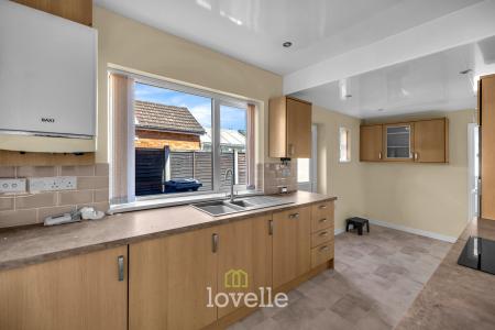 3 bedroom Detached house for sale in Eastwood Avenue, Grimsby, DN34