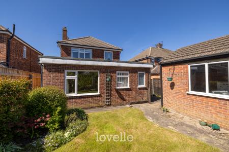 3 bedroom Detached house for sale in Eastwood Avenue, Grimsby, DN34