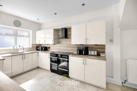 4 bedroom Detached house for sale in Louth Road, Scartho, Grimsby, DN33