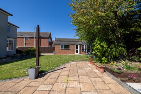 4 bedroom Detached house for sale in Louth Road, Scartho, Grimsby, DN33