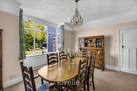 4 bedroom Detached house for sale in Louth Road, Scartho, Grimsby, DN33