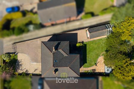 4 bedroom Detached house for sale in Louth Road, Scartho, Grimsby, DN33