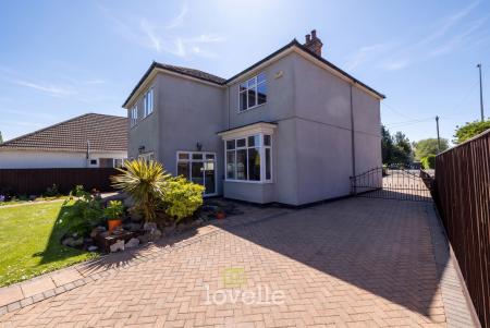 4 bedroom Detached house for sale in Louth Road, Scartho, Grimsby, DN33