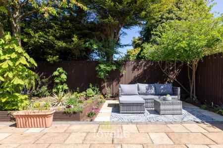 4 bedroom Detached house for sale in Louth Road, Scartho, Grimsby, DN33