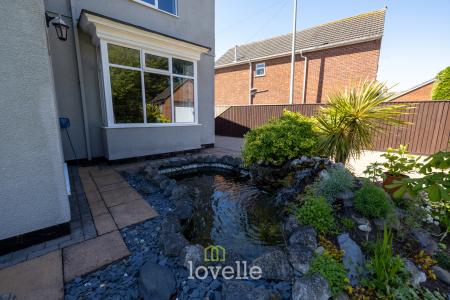 4 bedroom Detached house for sale in Louth Road, Scartho, Grimsby, DN33