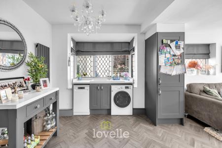 4 bedroom Semi-detached house for sale in Waltham Road, Scartho, Grimsby, DN33