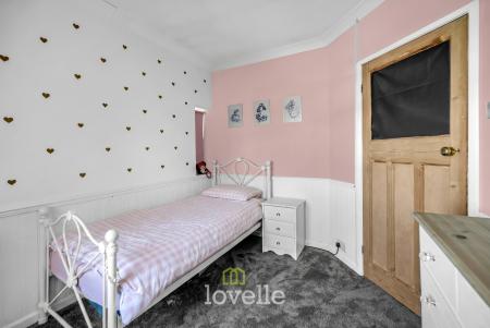 4 bedroom Semi-detached house for sale in Waltham Road, Scartho, Grimsby, DN33