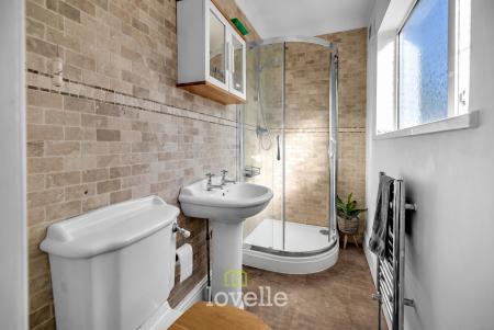 4 bedroom Semi-detached house for sale in Waltham Road, Scartho, Grimsby, DN33