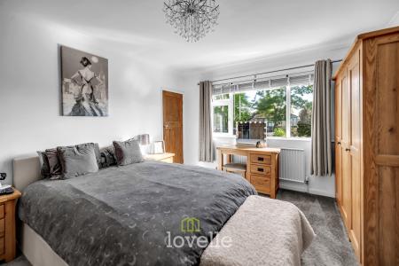 4 bedroom Semi-detached house for sale in Waltham Road, Scartho, Grimsby, DN33