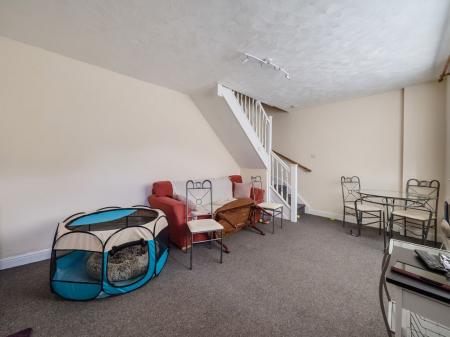 2 bedroom End of terrace house for sale in Welholme Road, Grimsby, DN32