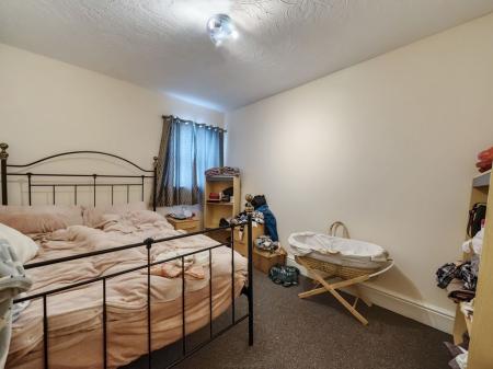 2 bedroom End of terrace house for sale in Welholme Road, Grimsby, DN32