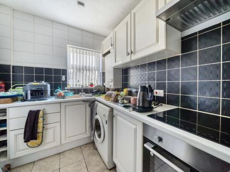 2 bedroom End of terrace house for sale in Welholme Road, Grimsby, DN32