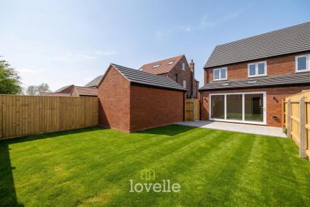 3 bedroom Semi-detached house for sale in 7 Twidale Lane, Laceby, DN37