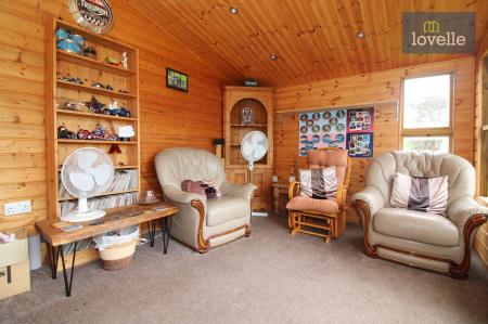 4 bedroom Detached house for sale in Church Lane, Saltfleetby, LN11