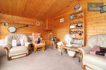 4 bedroom Detached house for sale in Church Lane, Saltfleetby, LN11